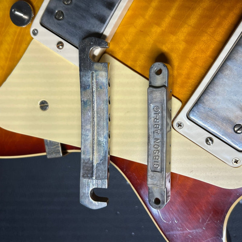 SOLD - Gibson Murphy Lab Les Paul Standard R9 Custom Shop Heavy Aged 2022 Sunburst - Mahar's Vintage Guitars