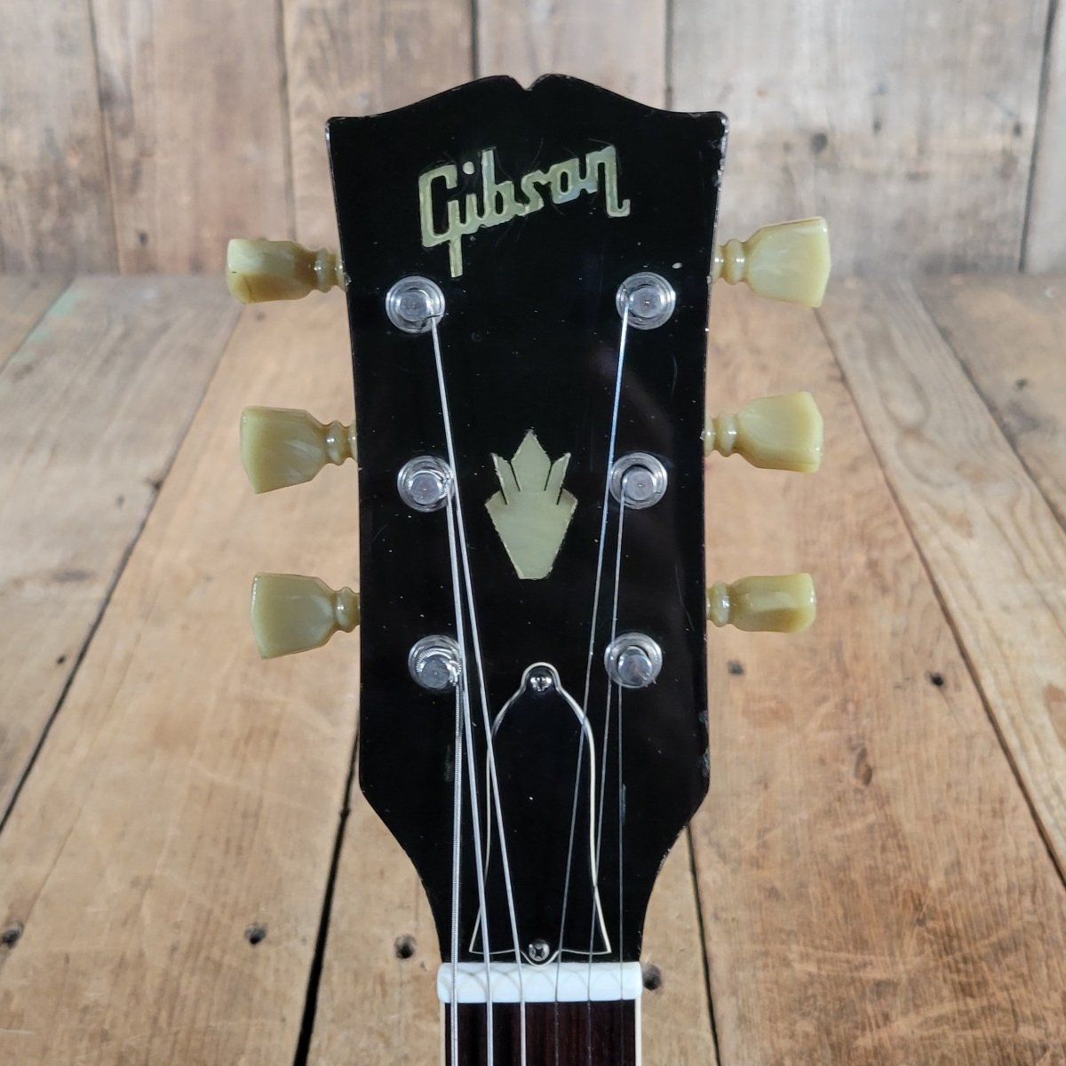 SOLD - Gibson SG Standard with Maestro Vibrola – Vintage Cherry Finish 1971 - Mahar's Vintage Guitars