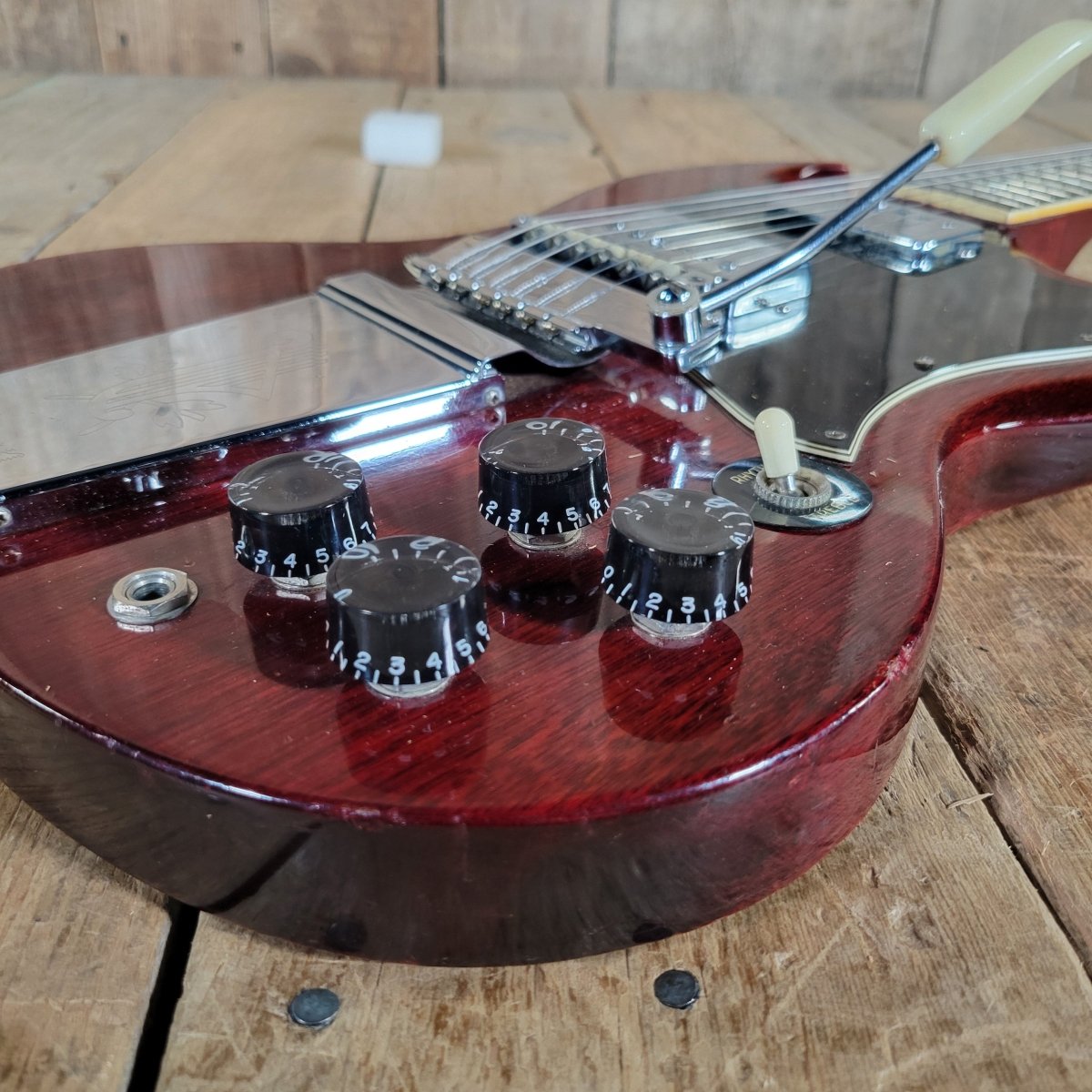 SOLD - Gibson SG Standard with Maestro Vibrola – Vintage Cherry Finish 1971 - Mahar's Vintage Guitars