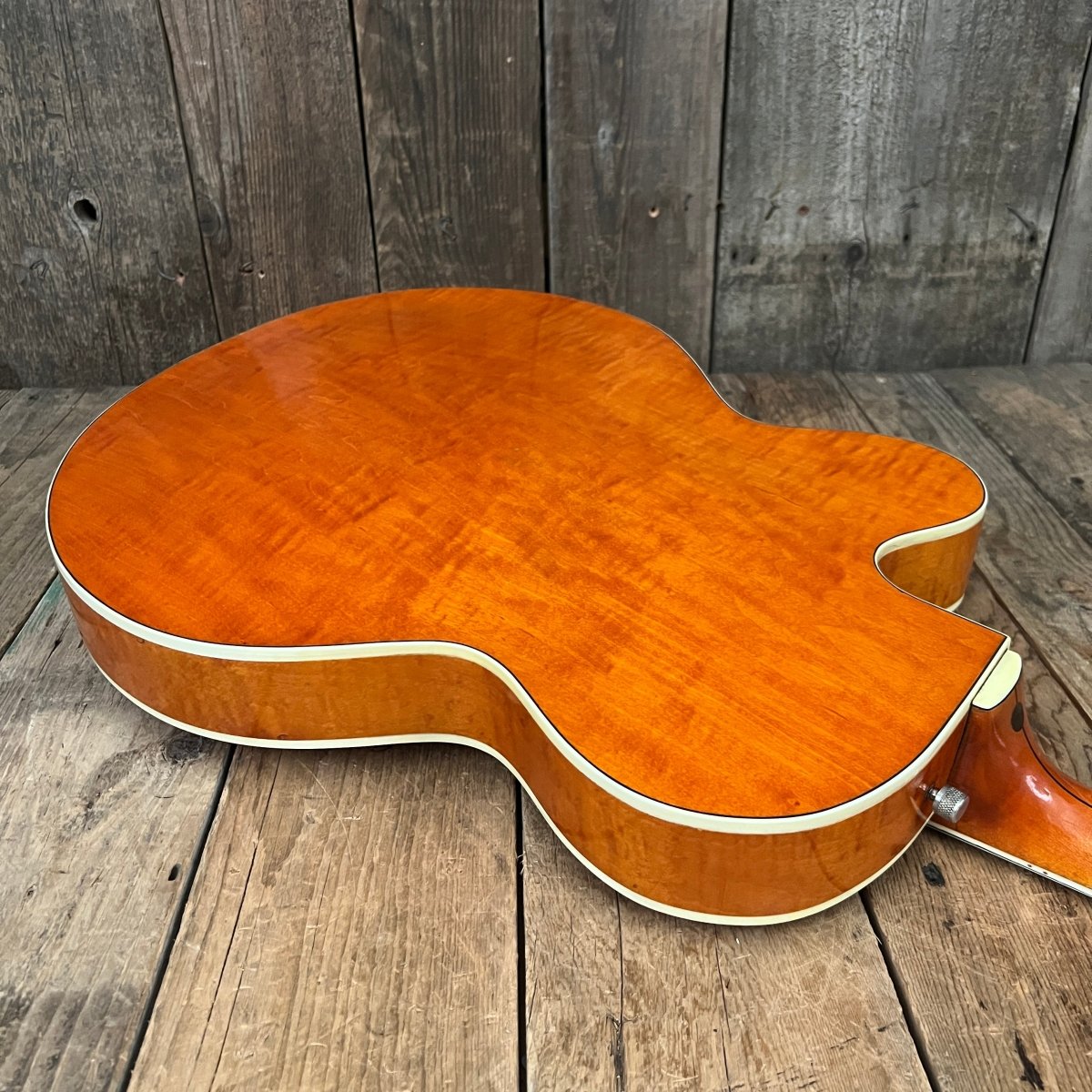 SOLD - Gretsch 6120 Chet Atkins 1960 Orange - Mahar's Vintage Guitars