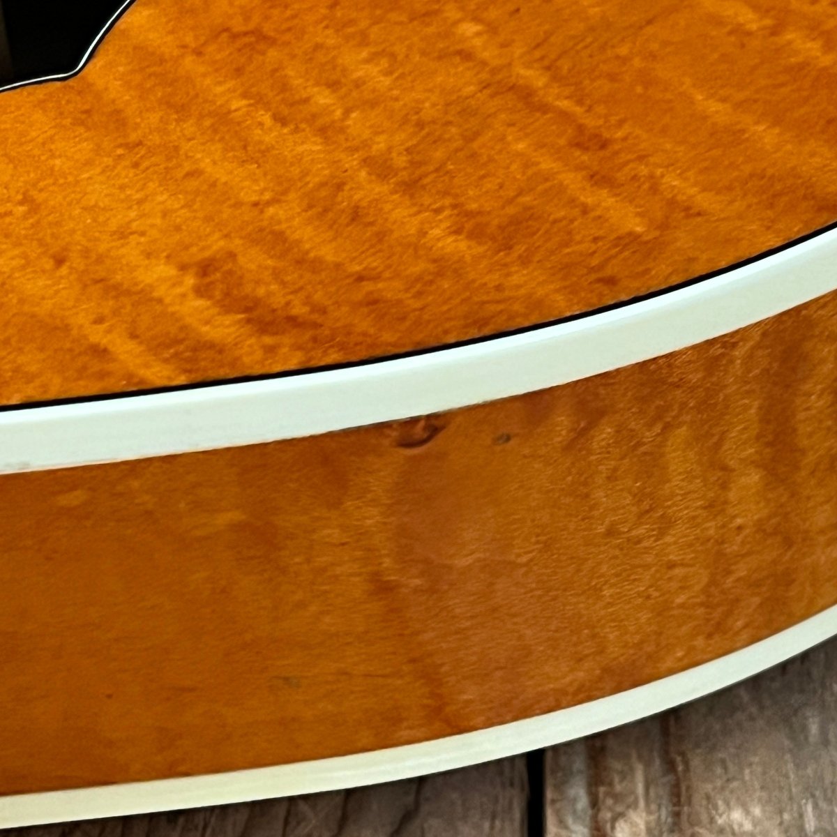 SOLD - Gretsch 6120 Chet Atkins 1960 Orange - Mahar's Vintage Guitars