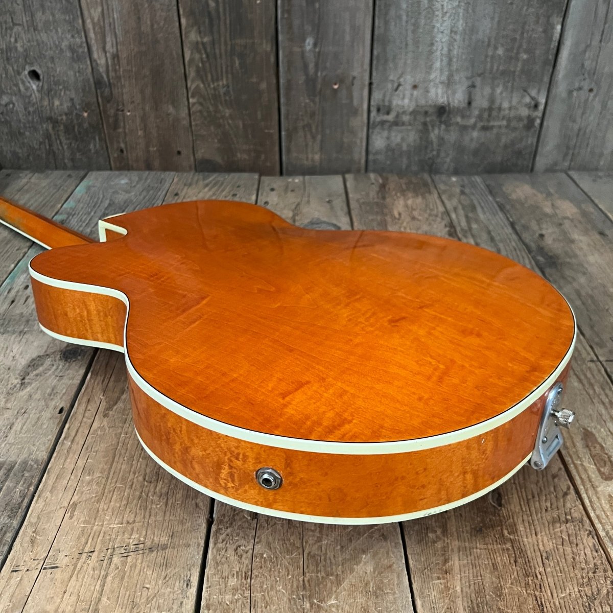 SOLD - Gretsch 6120 Chet Atkins 1960 Orange - Mahar's Vintage Guitars