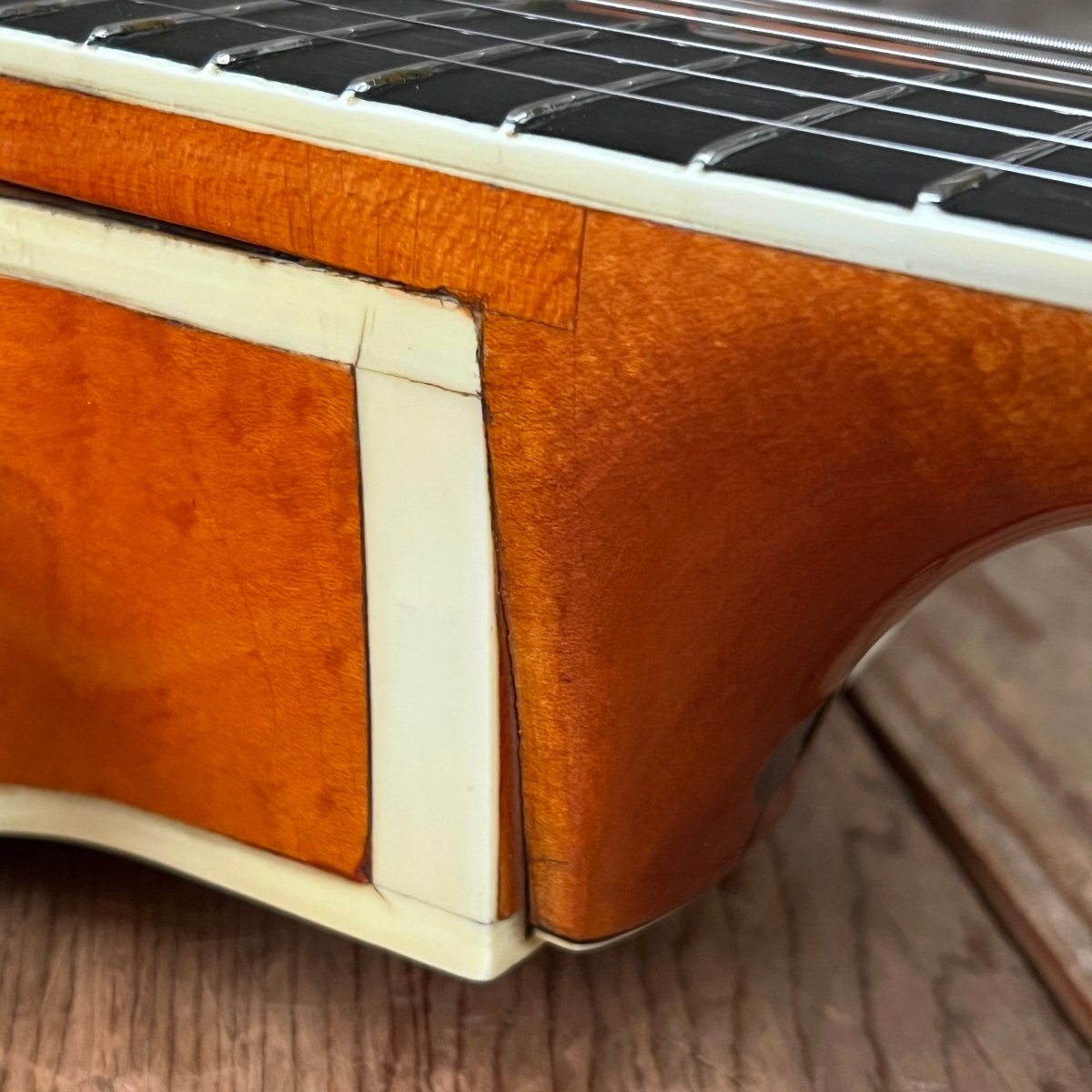 SOLD - Gretsch 6120 Chet Atkins 1960 Orange - Mahar's Vintage Guitars