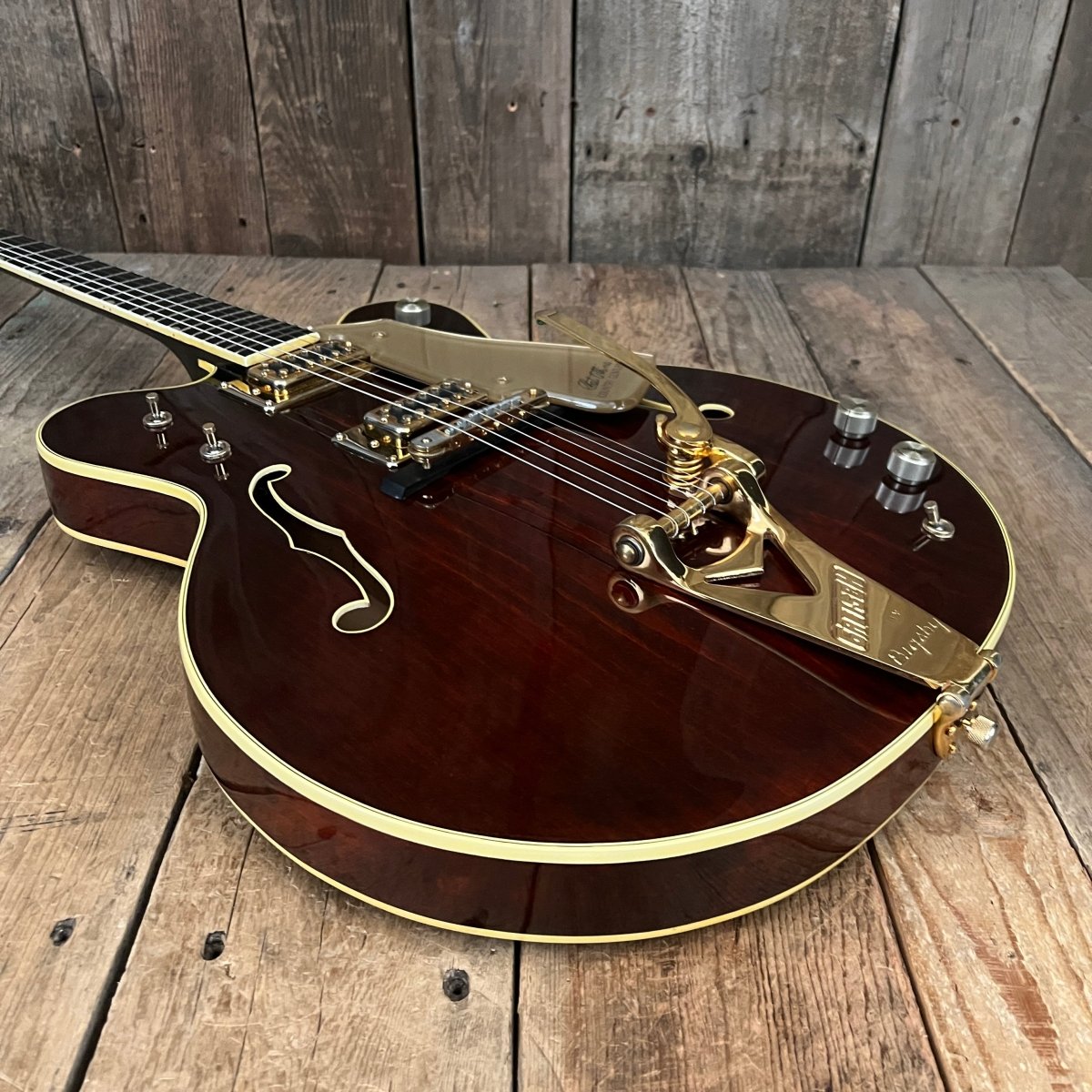 Gretsch Chet Atkins Country Gentleman 7670 1973 Walnut CLEAN
