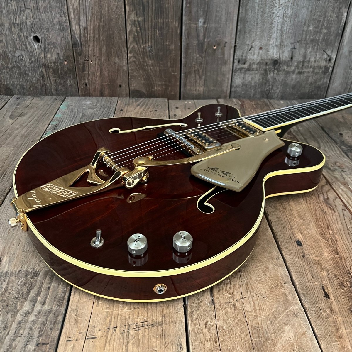 Gretsch Chet Atkins Country Gentleman 7670 1973 Walnut CLEAN