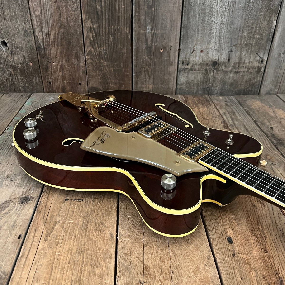 Gretsch Chet Atkins Country Gentleman 7670 1973 Walnut CLEAN