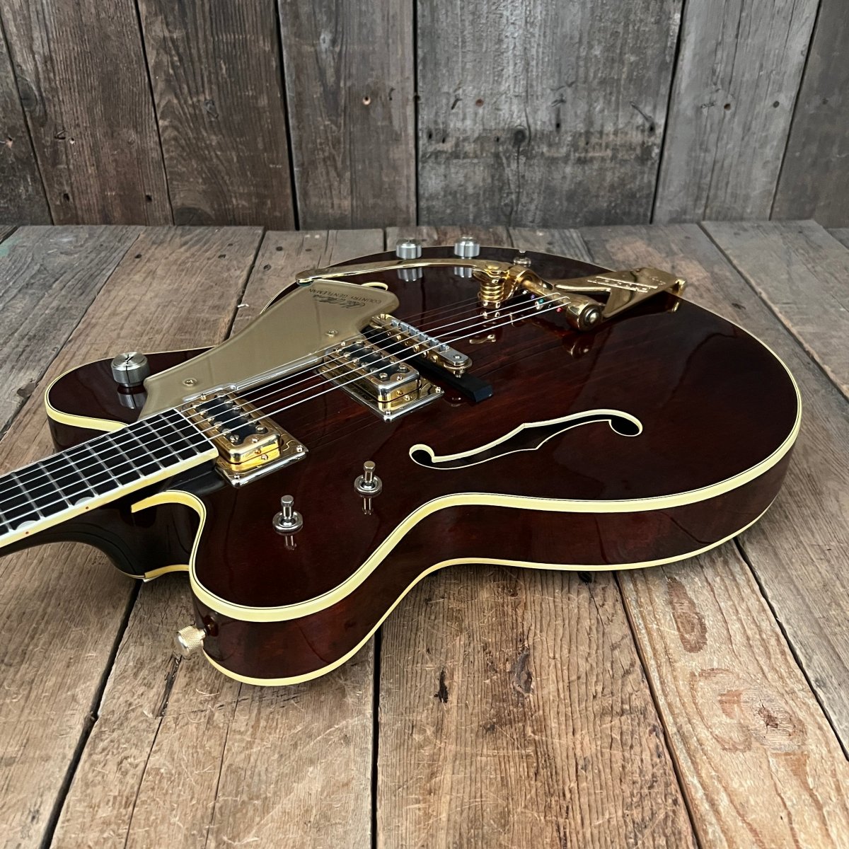Gretsch Chet Atkins Country Gentleman 7670 1973 Walnut CLEAN