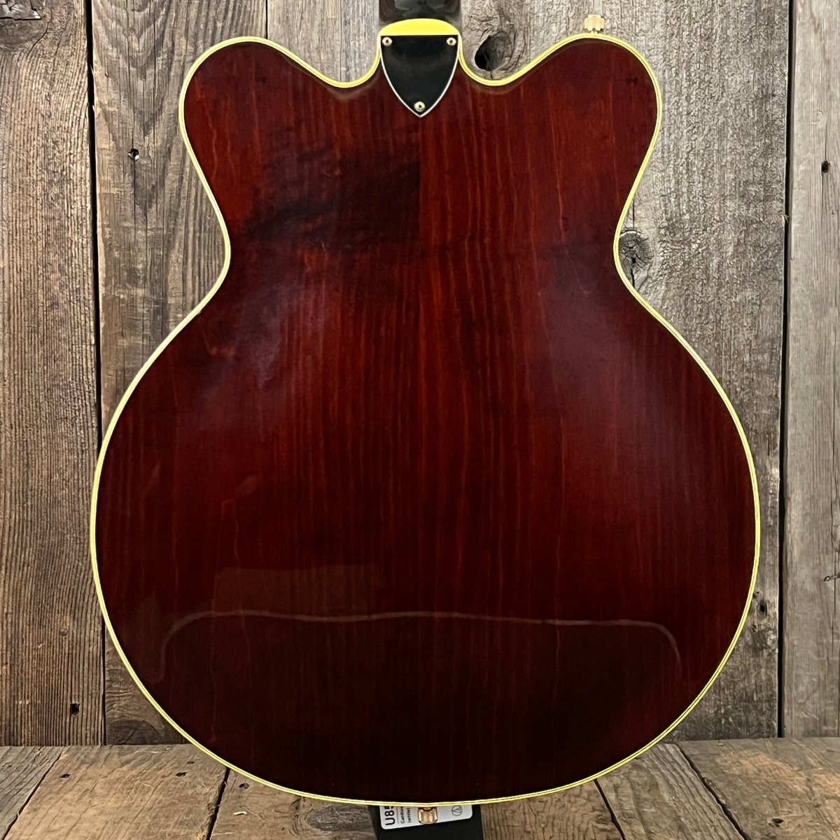 SOLD - Gretsch Chet Atkins Country Gentleman 7670 1973 Walnut - Mahar's Vintage Guitars