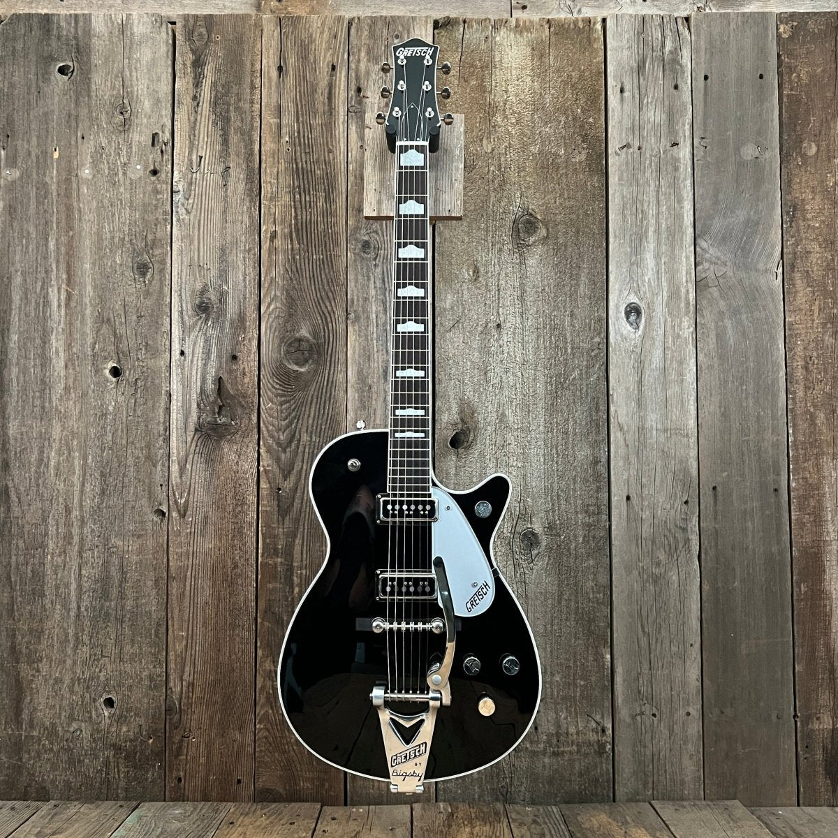 SOLD - Gretsch Duo - Jet G6128T - 57 2002 Black - Mahar's Vintage Guitars