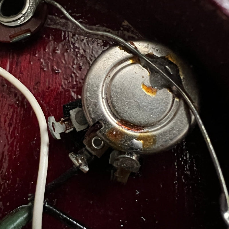 SOLD - Guild S - 90 1973 Cherry - Mahar's Vintage Guitars