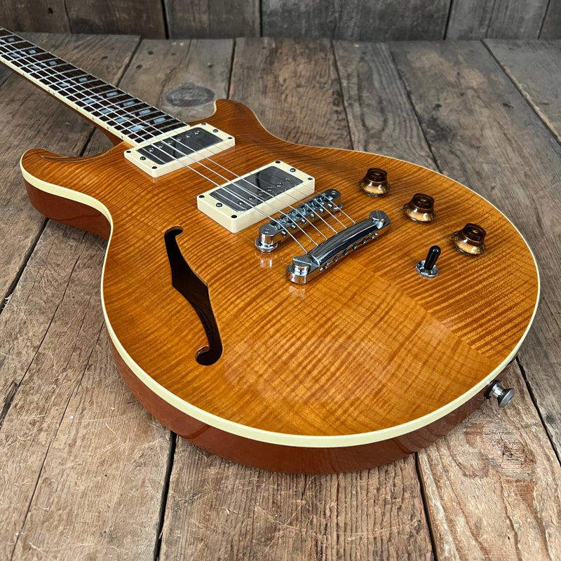 SOLD - Hamer Artist Custom 2004 Amber - Mahar's Vintage Guitars