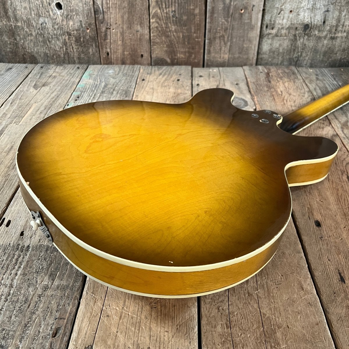 Harmony H-75 1960 through 1963 Honey Burst – Mahar's Vintage Guitars