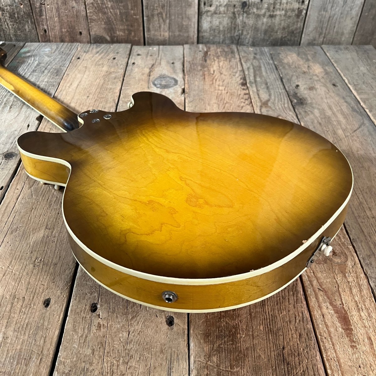 Harmony H-75 1960 through 1963 Honey Burst – Mahar's Vintage Guitars