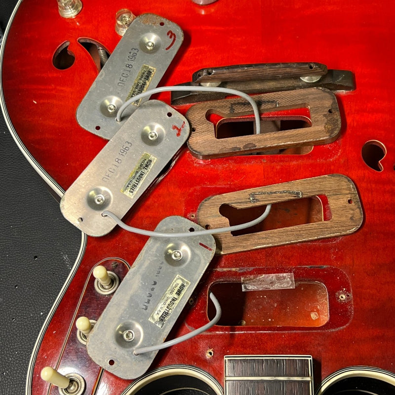 SOLD - Harmony H - 77 Redburst 1963 with Bigsby - Mahar's Vintage Guitars