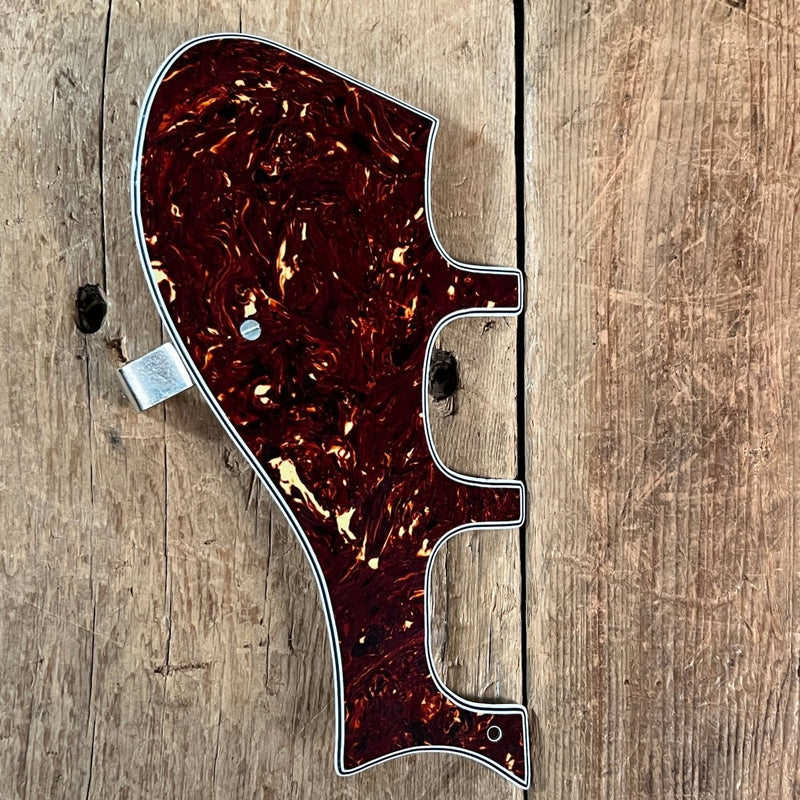 SOLD - Harmony H - 77 Redburst 1963 with Bigsby - Mahar's Vintage Guitars