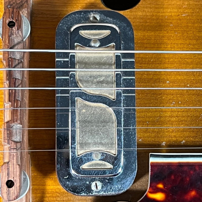 SOLD - Harmony Meteor H - 70 1959 Sunburst - Mahar's Vintage Guitars