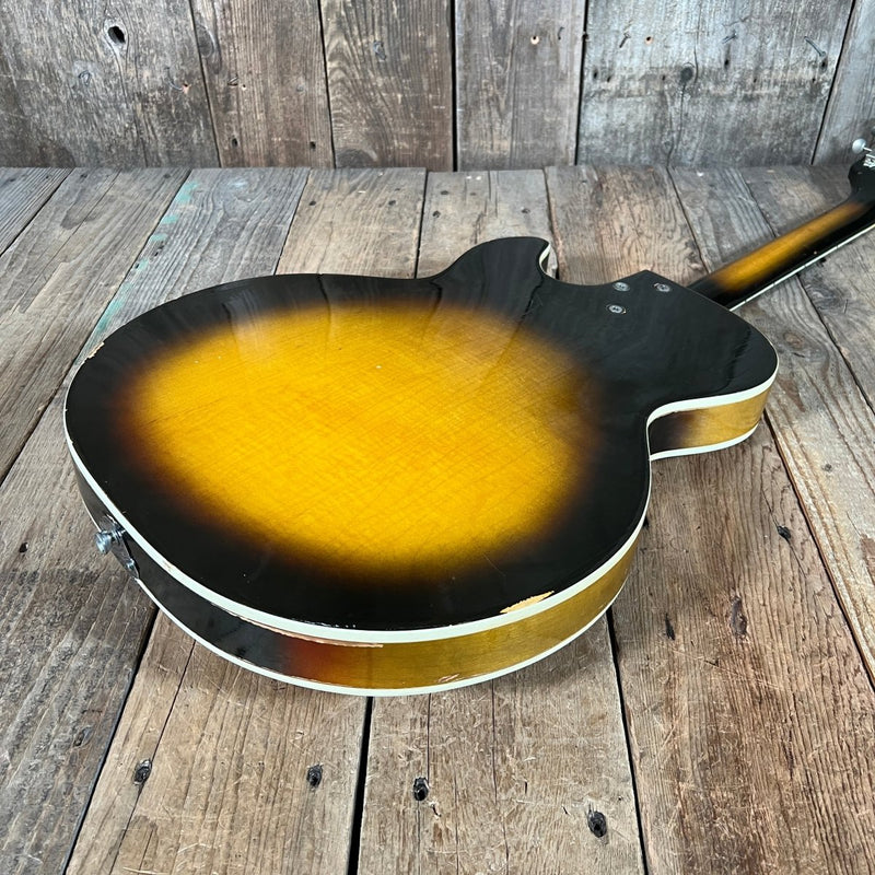 SOLD - Harmony Meteor H - 70 1959 Sunburst - Mahar's Vintage Guitars