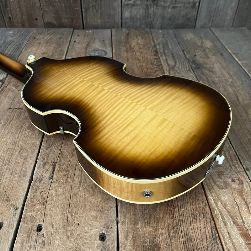 SOLD - Hofner 500/1 Vintage 62 bass 2003 Sunburst - Mahar's Vintage Guitars