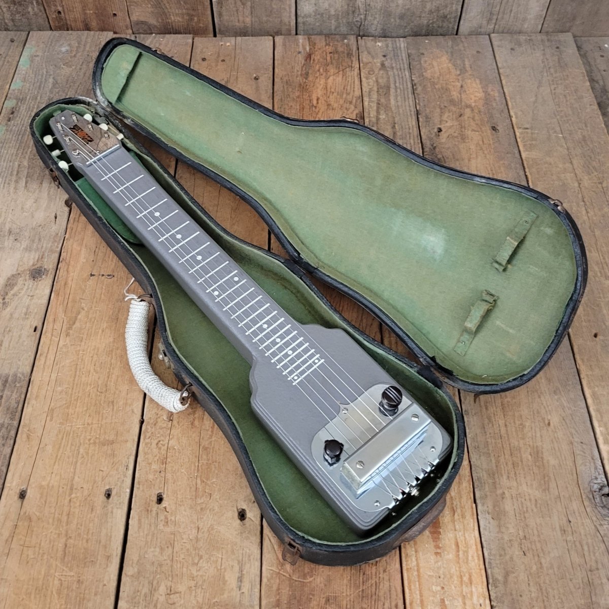 SOLD - K&F Lap Steel Kaufman and Fender 1945-46 – Mahar's Vintage