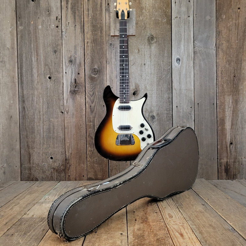 SOLD - Magnatone Mark VIII 1960 Sunburst Paul Barth - Mahar's Vintage Guitars