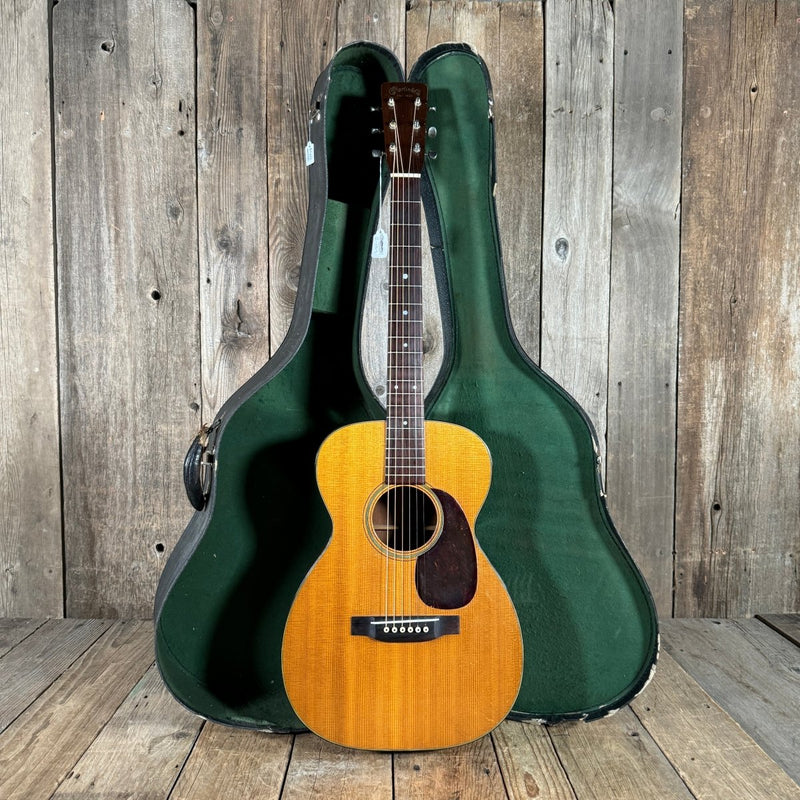SOLD - Martin 0 - 18 1952 Natural - Mahar's Vintage Guitars
