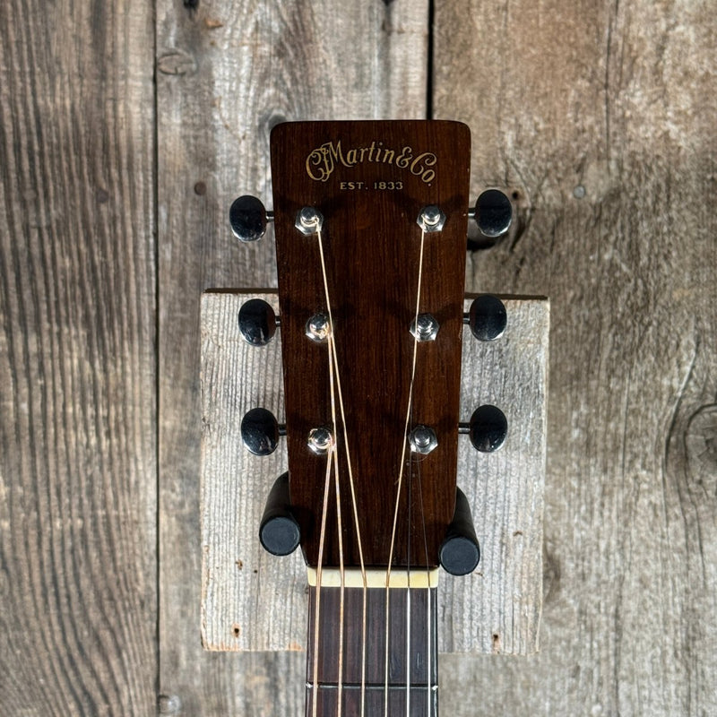 SOLD - Martin 00 - 17 1938 Natural - Mahar's Vintage Guitars