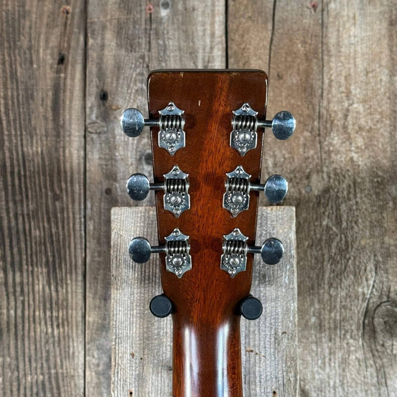 SOLD - Martin 00 - 17 1938 Natural - Mahar's Vintage Guitars