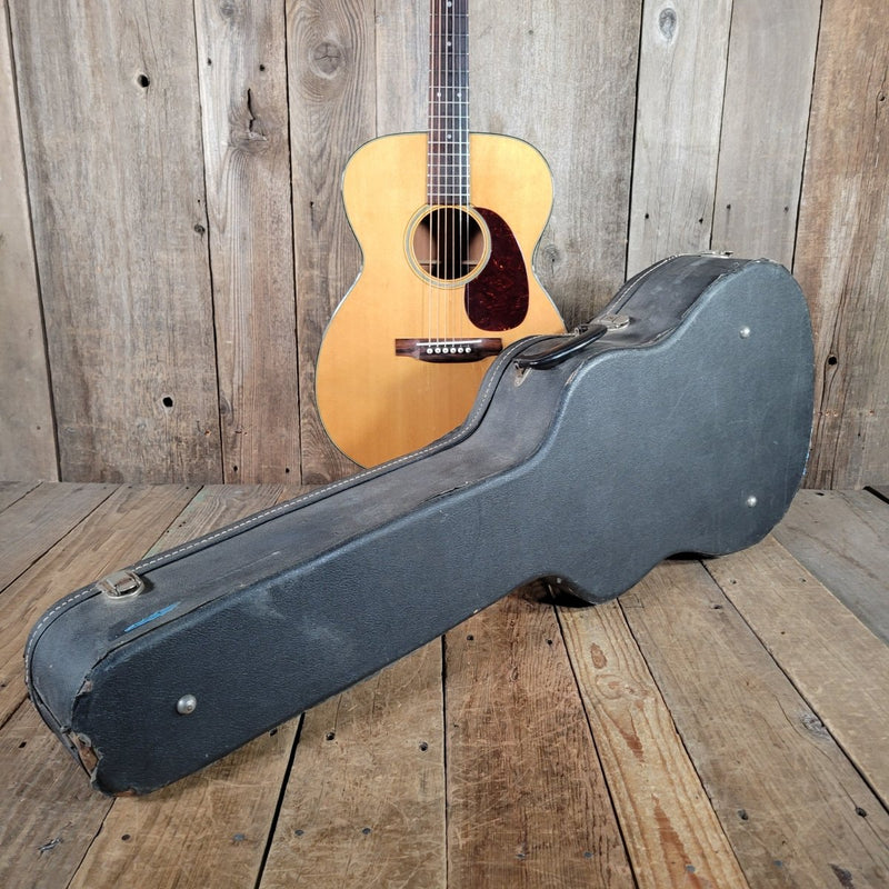 SOLD - Martin 000 - 18 1952 - Mahar's Vintage Guitars