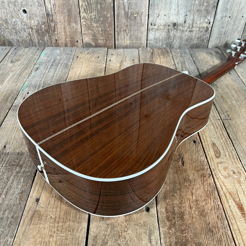 SOLD - Martin HD - 28 2006 Natural - Mahar's Vintage Guitars