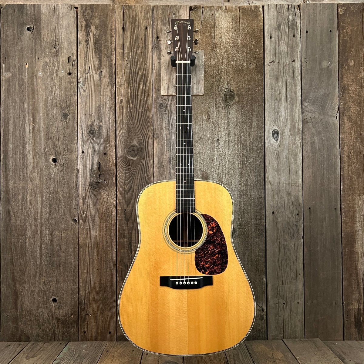 SOLD - Martin HD - 28V 2010 - Mahar's Vintage Guitars