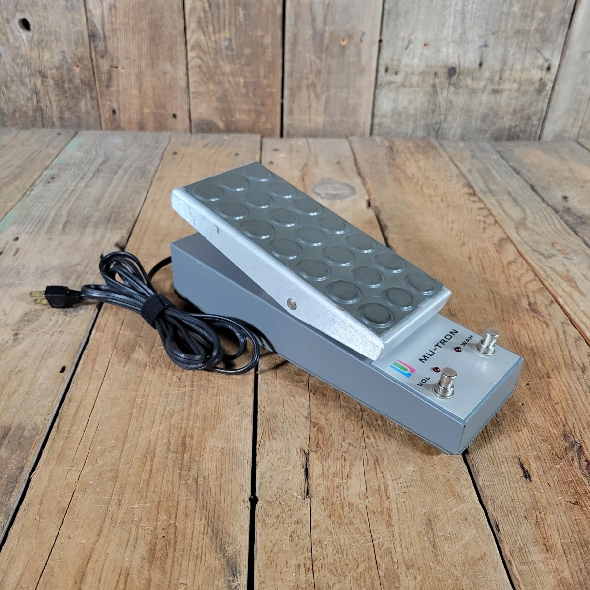 SOLD - Mu - Tron Musitronics C200 Wah Volume 1970s - Mahar's Vintage Guitars