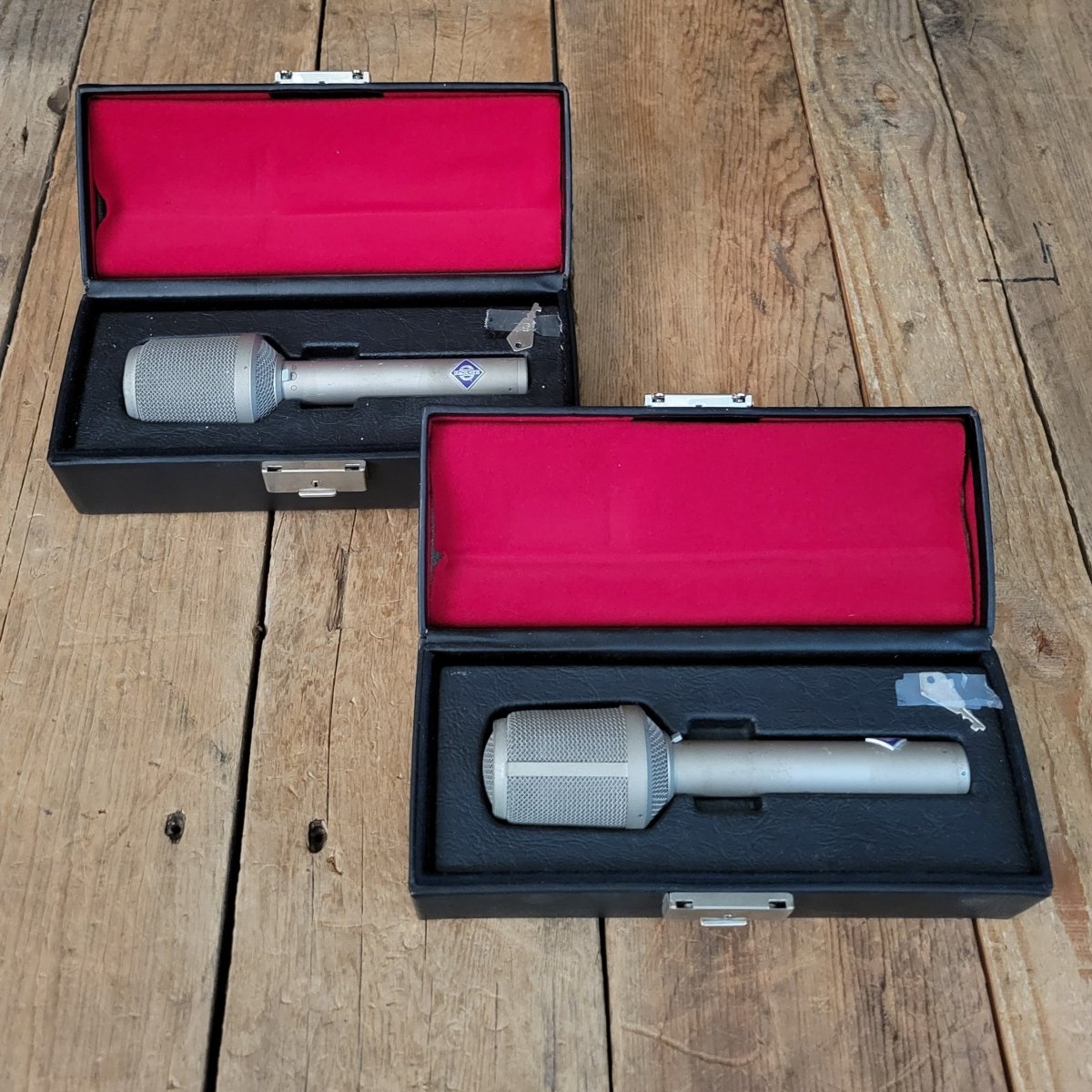 SOLD - Neumann KM86 Pair Multi Pattern FET Condenser Microphone - Mahar's Vintage Guitars