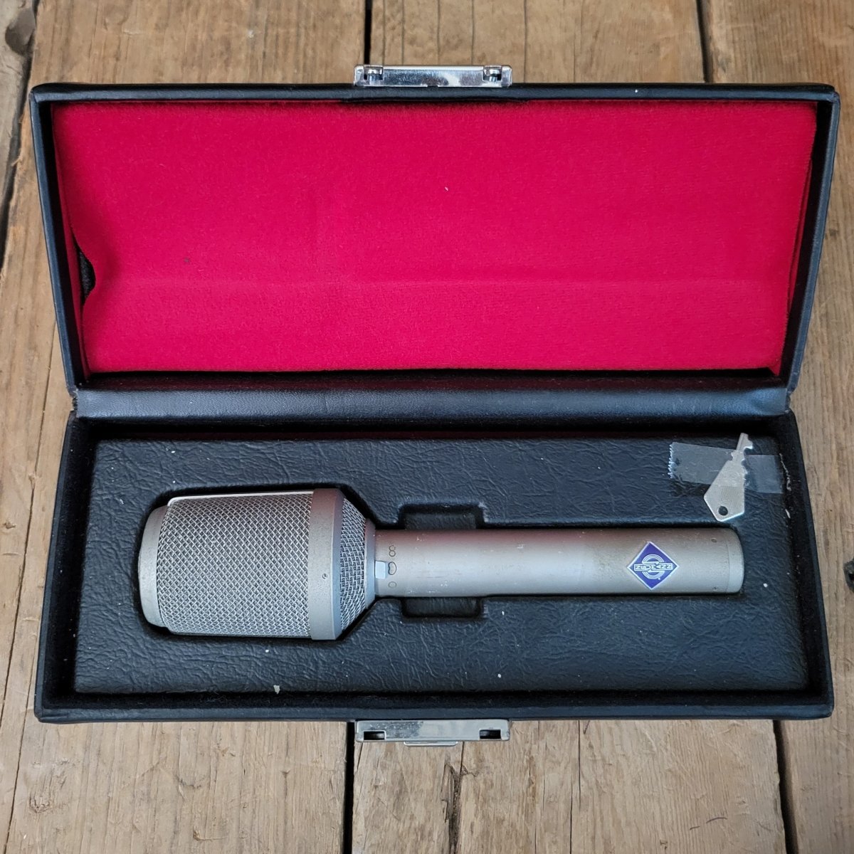 SOLD - Neumann KM86 Pair Multi Pattern FET Condenser Microphone - Mahar's Vintage Guitars