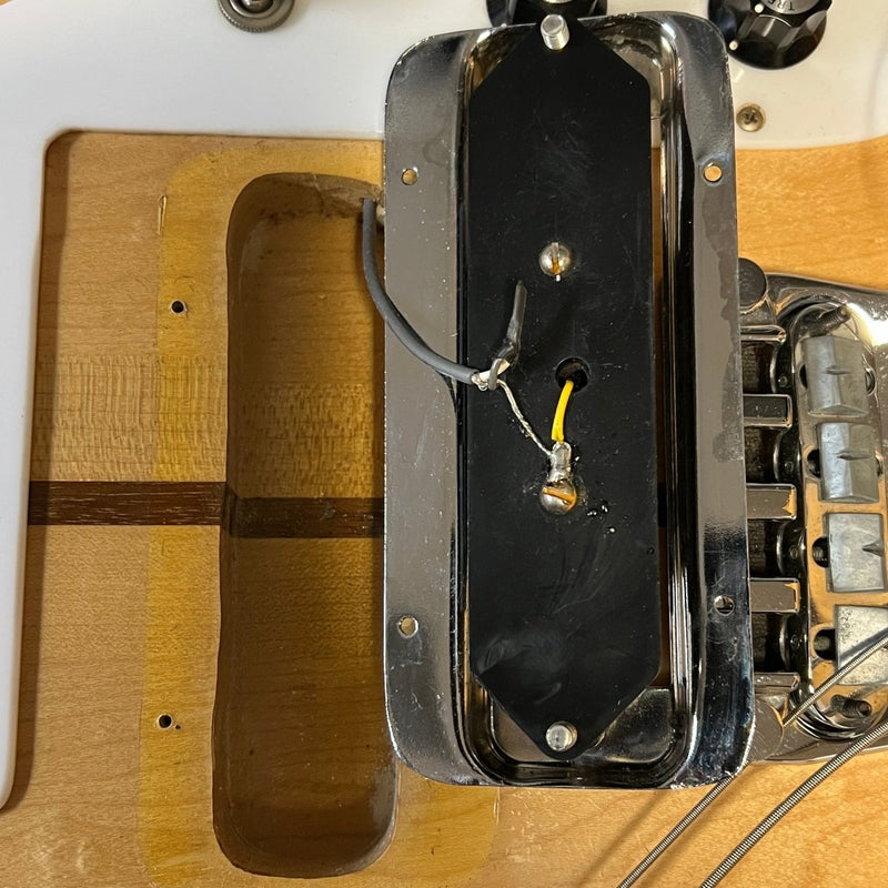 SOLD - Rickenbacker 4001 Bass Mapleglo 1974 - Mahar's Vintage Guitars