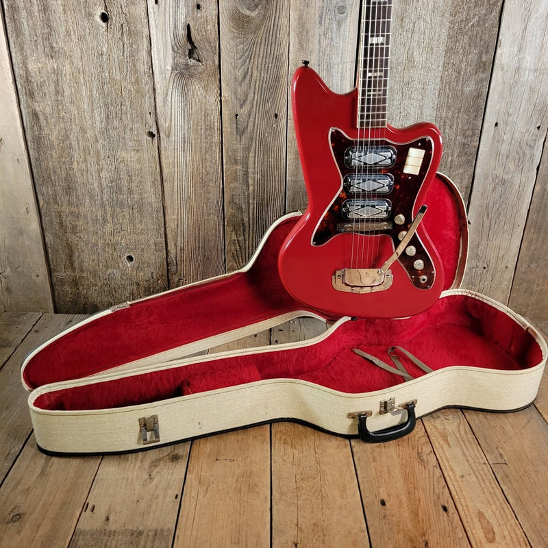 SOLD - Silvertone 1965 Silhouette Model 1488 - Mahar's Vintage Guitars