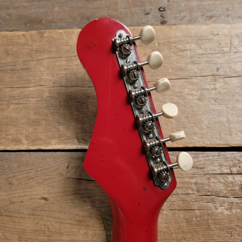 SOLD - Silvertone 1965 Silhouette Model 1488 - Mahar's Vintage Guitars