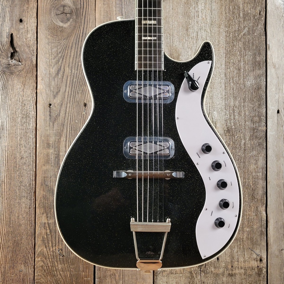 SOLD - Silvertone Jupiter Model 1423 All Original with Orig Case 1962 - Mahar's Vintage Guitars