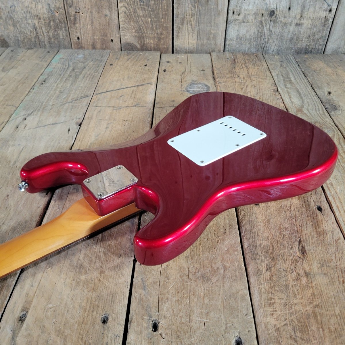 Squier 2024 Classic Vibe 60s Stratocaster Candy Apple Red Near Mint - Mahar's Vintage Guitars