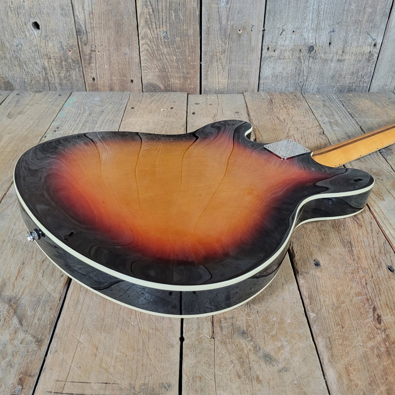 Squier Fender Classic Vibe Starcaster 2023 Semi - Hollow Guitar - Mahar's Vintage Guitars