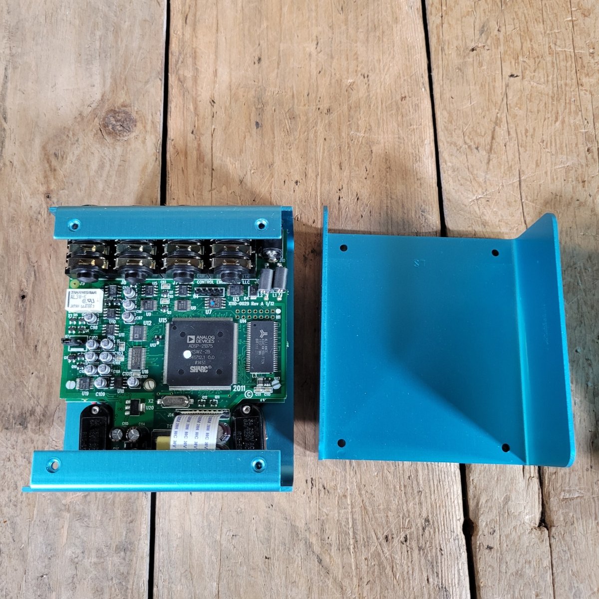 Strymon Blue Sky Reverb V1 w/ Box & Power Supply - Mahar's Vintage Guitars