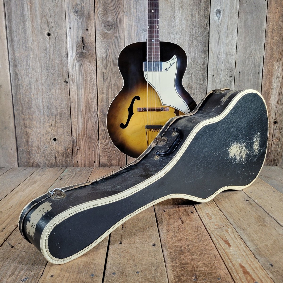Supro 1957 Ranchero Archtop w/ Original Case Excellent - Mahar's Vintage Guitars