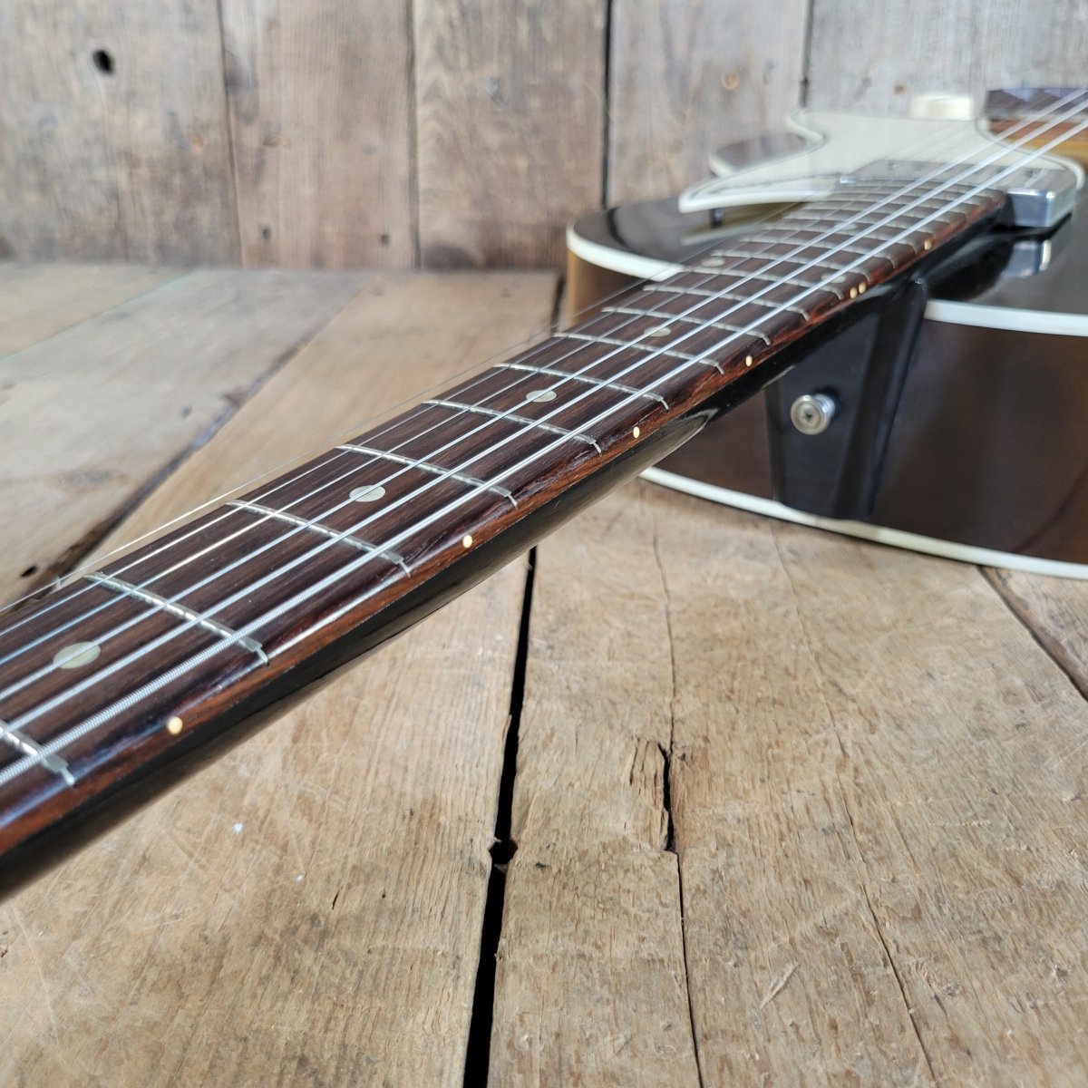 Supro 1957 Ranchero Archtop w/ Original Case Excellent - Mahar's Vintage Guitars
