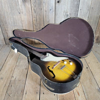 Supro 1957 Ranchero Archtop w/ Original Case Excellent - Mahar's Vintage Guitars