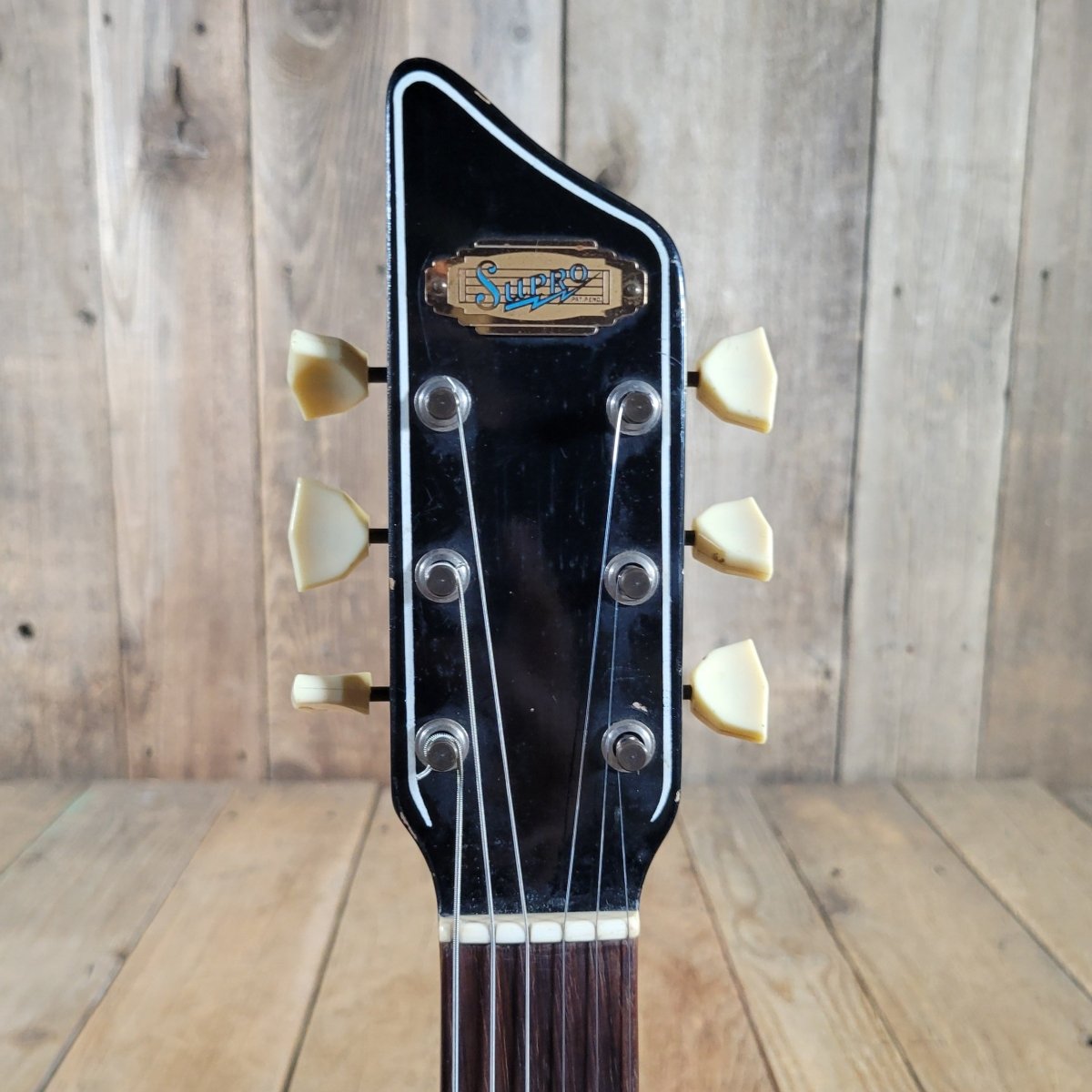 Supro 1957 Ranchero Archtop w/ Original Case Excellent - Mahar's Vintage Guitars