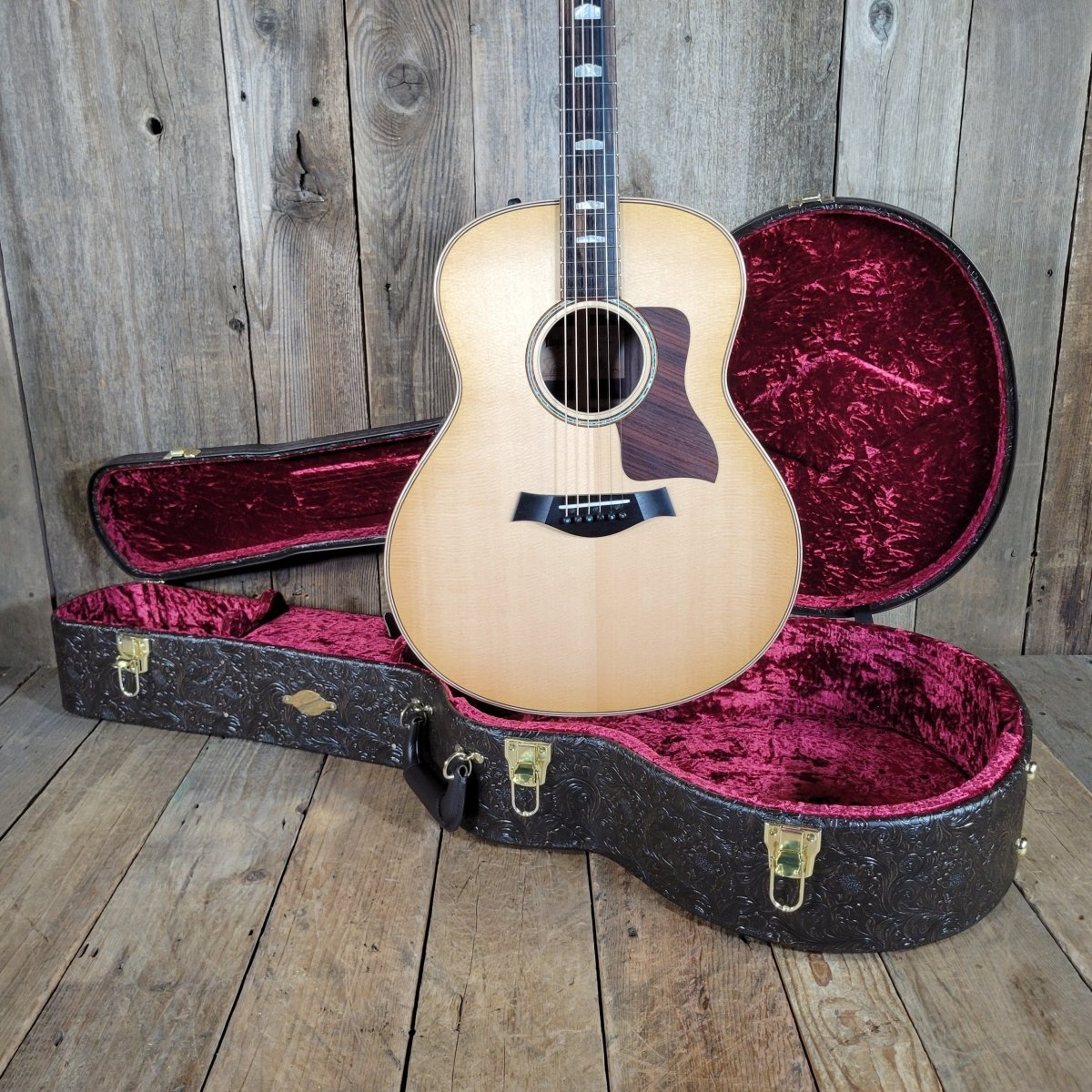 2023 Taylor 818e Grand Orchestra acoustic-electric. Massive low