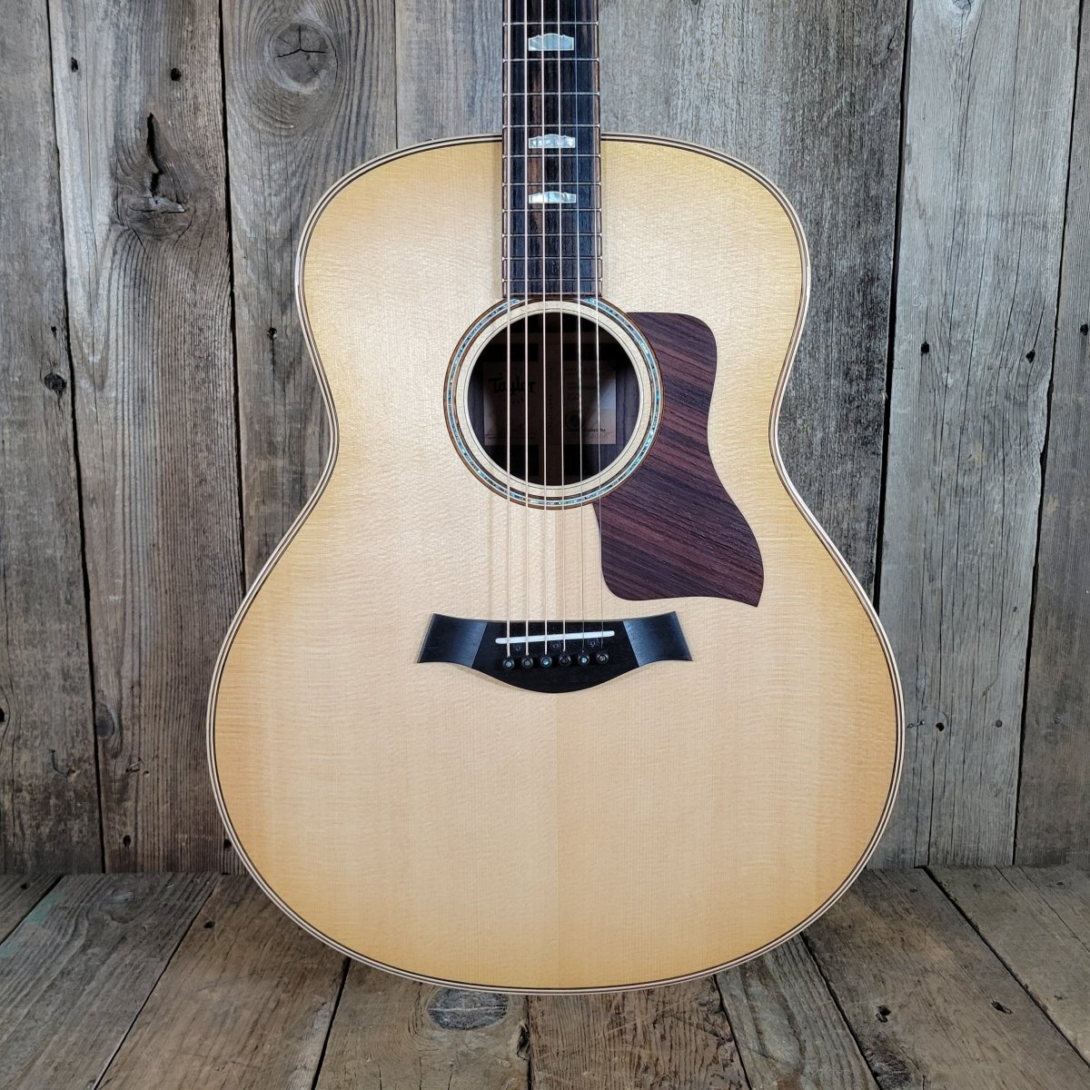 Taylor 818e Grand Orchestra 2023 - Mahar's Vintage Guitars