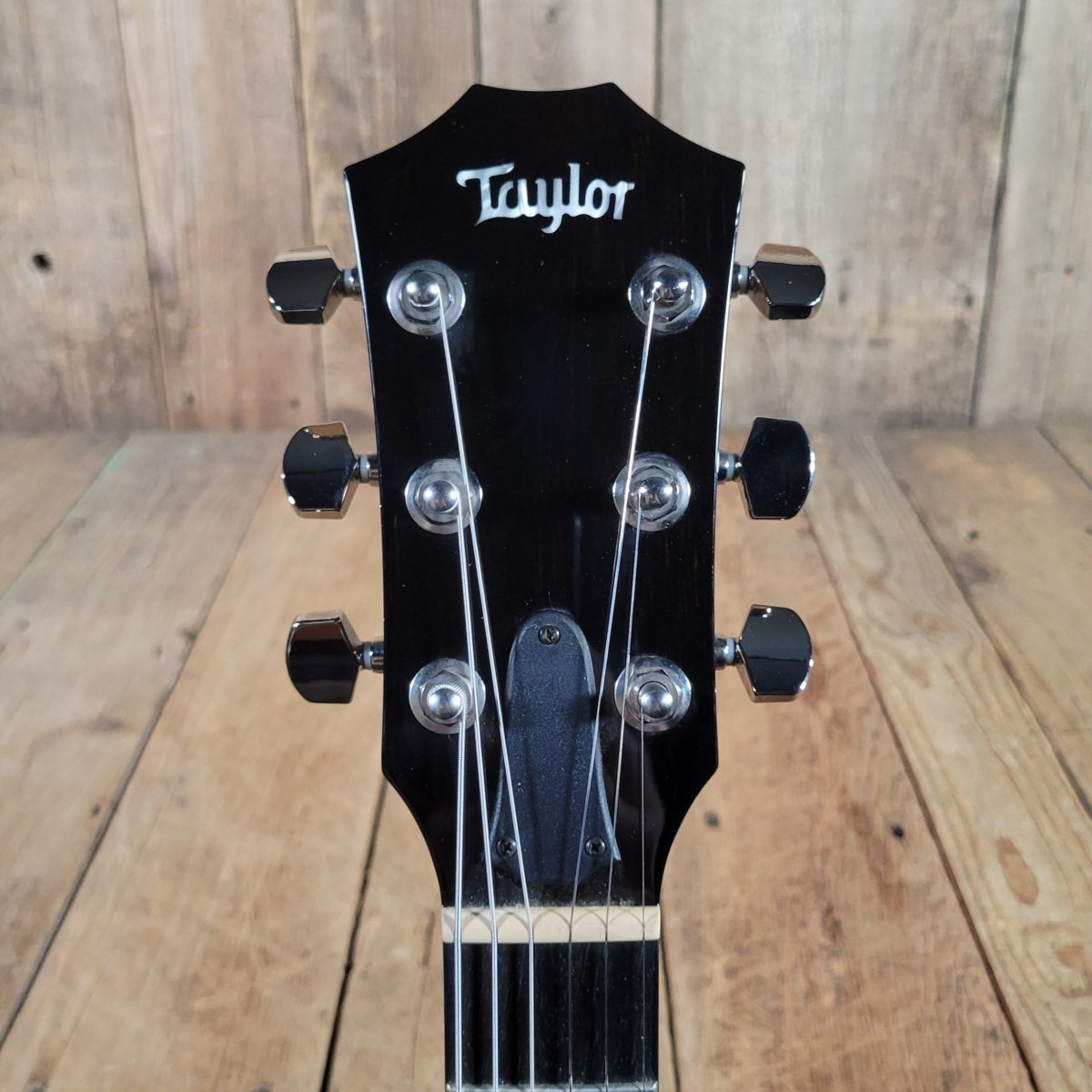 Taylor T5z Classic Deluxe 2011 With Original Case Excellent - Mahar's Vintage Guitars
