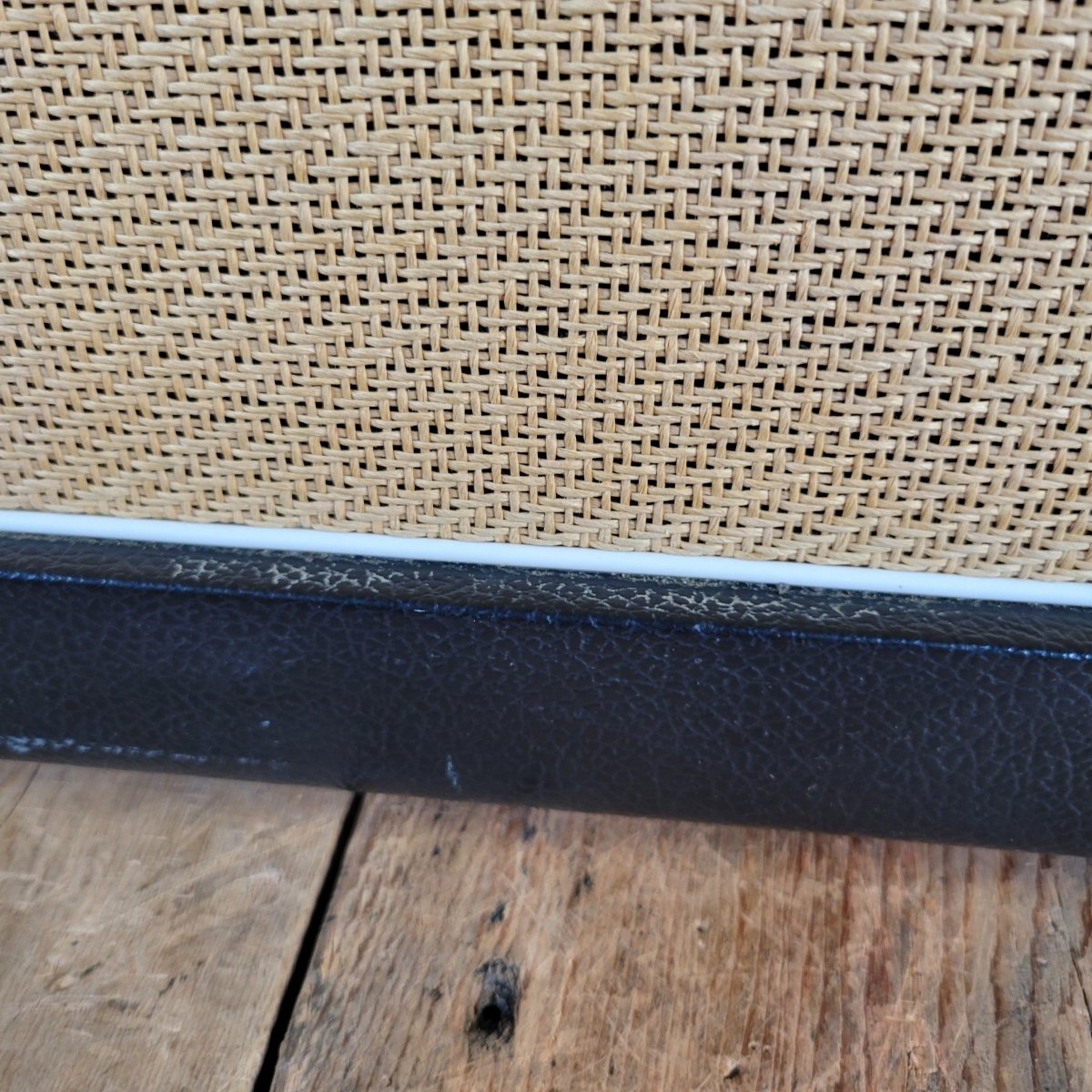 Tech 21 Trademark 60 Analog Modeling Combo Amp - Mahar's Vintage Guitars