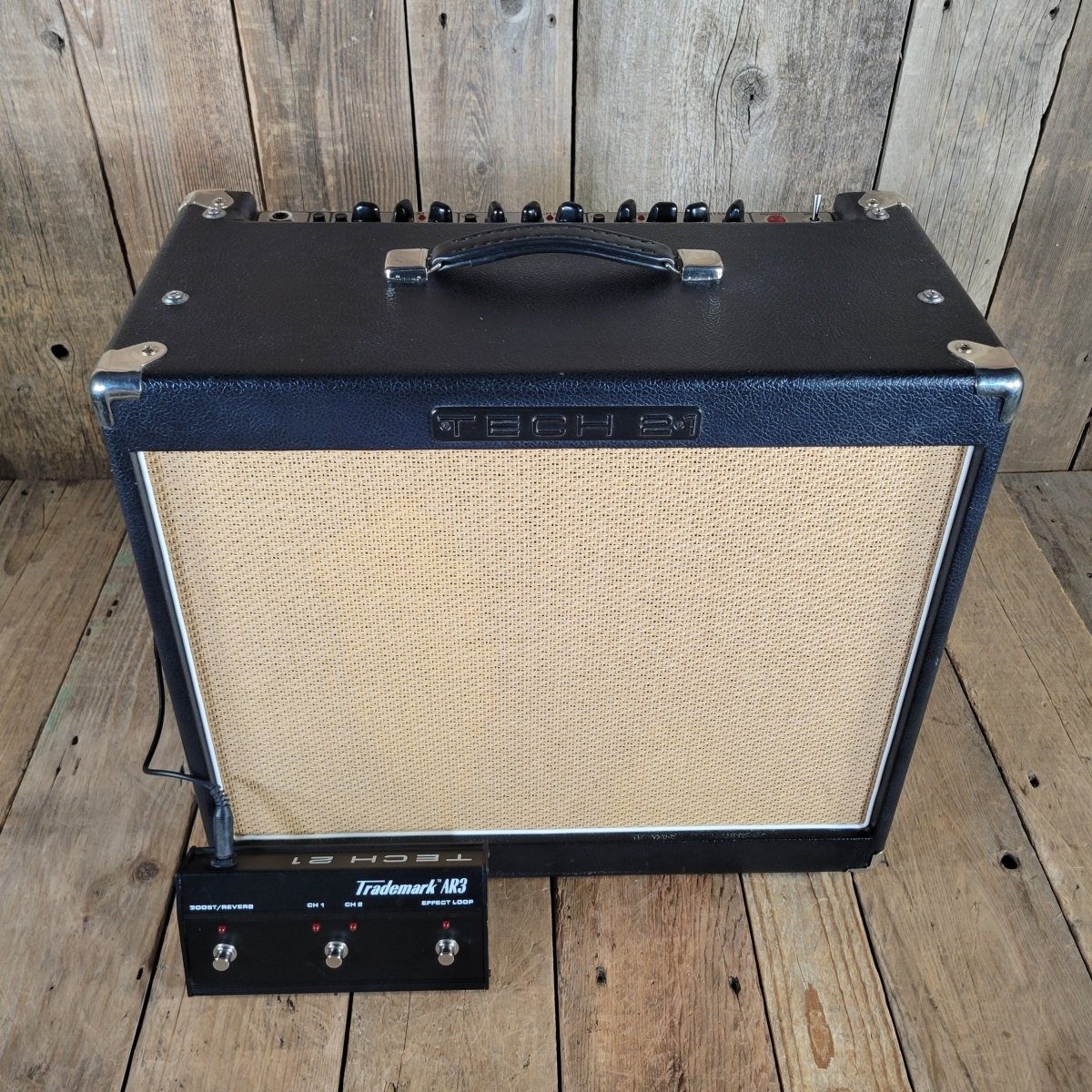 Tech 21 Trademark 60 Analog Modeling Combo Amp - Mahar's Vintage Guitars