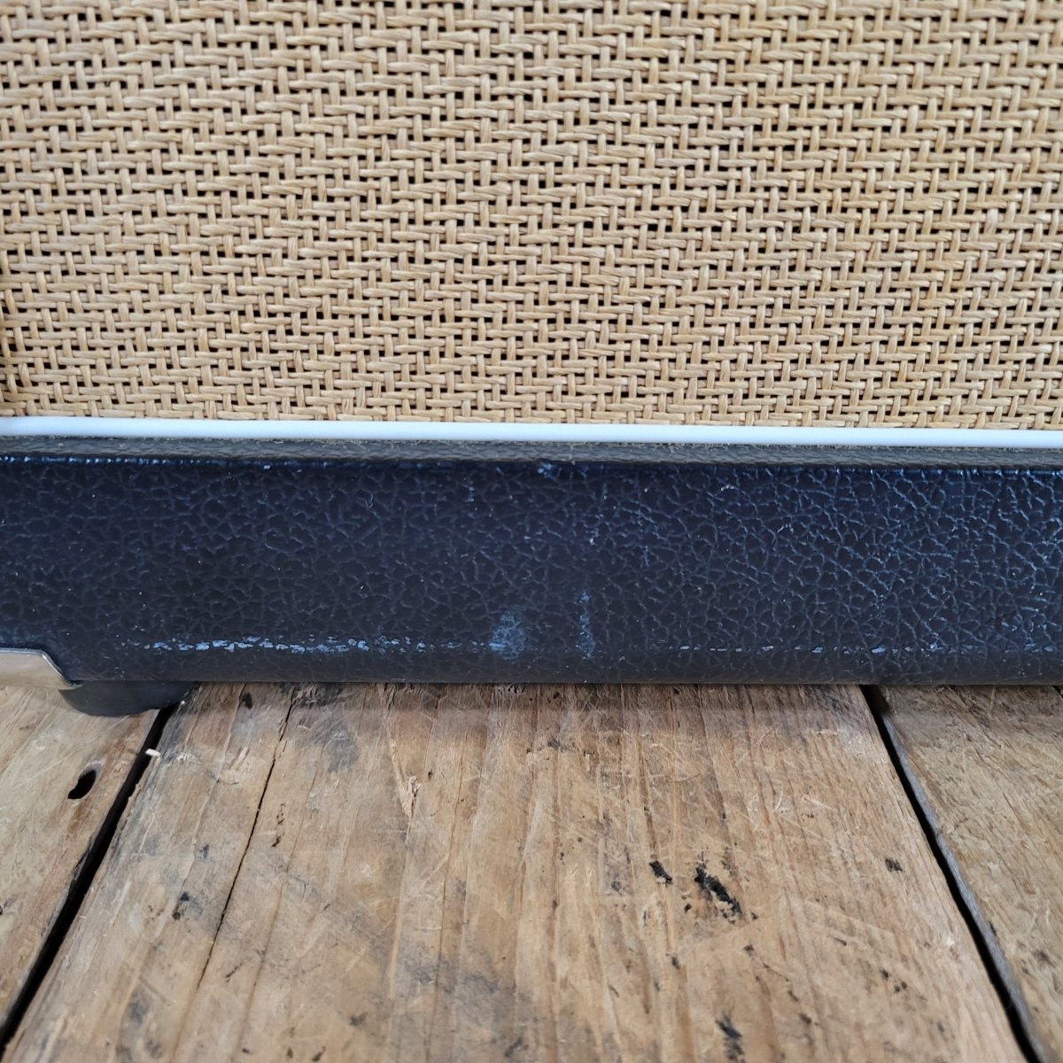 Tech 21 Trademark 60 Analog Modeling Combo Amp - Mahar's Vintage Guitars